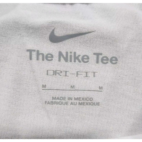 Nike Dri-Fit Mens Tee Shirt Short Sleeves Medium Nike Football Graphic Logo - Picture 5 of 6